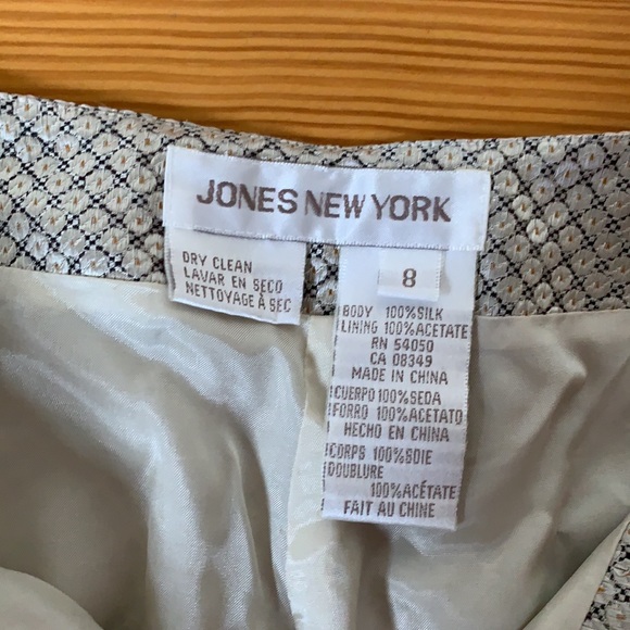 Jones New York Silk Pants - Picture 3 of 4